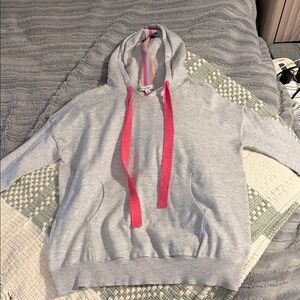 Women’s FATE hoodie